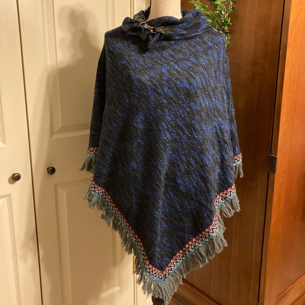 Mad Style mock turtleneck blanket Ponch